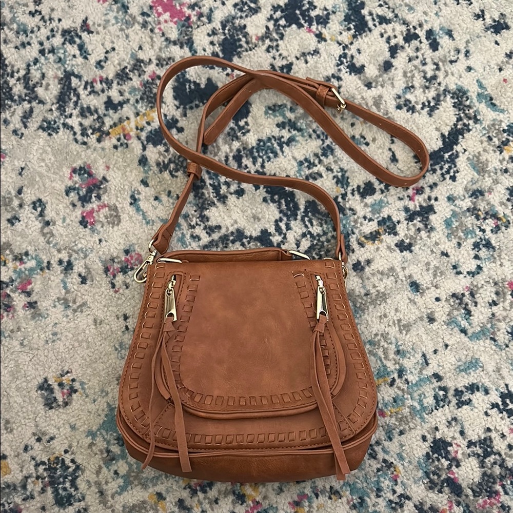 Chic Tan Crossbody Bag